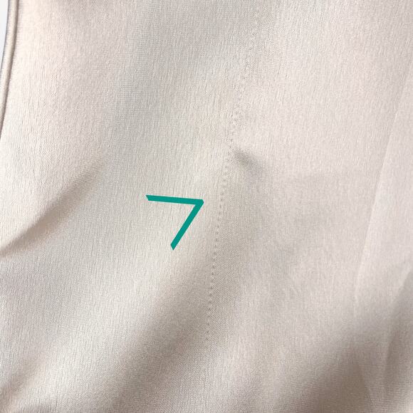 Song of Style Ayah Cargo Trousers Champagne Tan Pants‎ Satin Straight Leg Sz S - Picture 8 of 16